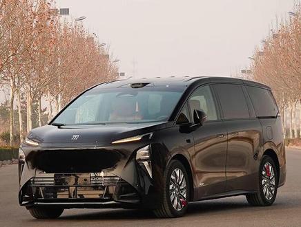 别克世家的地板到底如何安装才算完美?#别克至境世家 #别克gl8 #商务车改装 #沉浸式体验