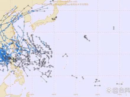 【EC和GFS同时预报出3号台风暹芭且将登陆我国东南沿海,台风活跃季或将正式到来】
欧洲中期气象预报中心(ECMWF,简称EC)在今天最新一期预报中预测,未来西太平洋将会生成1到2个台风。从图中可以看出,EC预报的路径基本覆盖了我国东南沿海,有不少的黄点,预示台风中心气压区间将会在970~990hpa之间,强度是强热带风暴和台风。EC这张图中预报路径偏西的台风或将是今年3号台风暹芭,它可能在南海东部,菲律宾群岛西部生成,然后向西偏北方向移动,强度在热带风暴到台风之间,大概率登陆海南,广东。从海温中就能看出,南海和菲律宾以东洋面的海温非常适合台风发展,不排除强度更强的可能性。我们再来看看美国全球气象预报系统(GFS)对西太平洋未来16天的预报,GFS预测,3号台风暹芭的台风胚胎96W将在未来66h后生成,经过32h加强为热带低压04W,并在120h气压首次降到1000hpa以下,如果风速达标的话,那么它就是今年3号台风暹芭。按后续的预报来看,暹芭将登陆并穿过菲律宾吕宋岛,进入南海后转向台湾,在216h达到巅峰气压962hpa(38m/s,13级台风)并登陆台湾高雄。然后出海后穿过台湾海峡,并在234h登陆浙江。
总结一下,就目前的西太平洋情况与EC、GFS两大知名气象预报机构的预报来看,3号台风暹芭在6月底生成的概率有所增加,但大概率可以确定生成,而且有一定概率登陆我国东南沿海地区,台风活跃季或将正式到来。