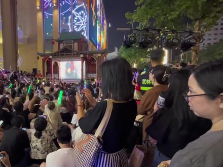 沙海放出来那一刻全场尖叫 “不许叫他小哥”那一句台词出来的时候我真的泪目 #盗墓笔记 #张起灵 #2025十年重逢之约 #又一年817稻米节 #大有可玩