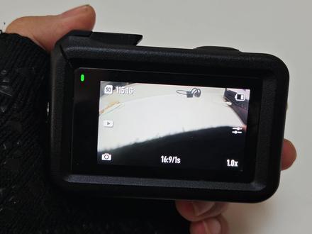 大疆action系列画面不清晰怎么做咱一步一步交 很多人说自己的大疆action画面不清晰,首先不要被相机的屏幕分辨率影响,相机屏幕的分辨率支撑不了4K,然后软件页面需要先下载要不然是低清浏览画面很糊,明白这两点4k支出无烦恼#大疆 #大疆action4 #大疆action #相机 #教学
