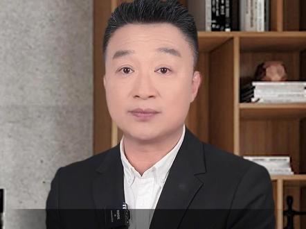 浙江一居民楼外,惊现“空心菜瀑布” #分享转发 #民生关注