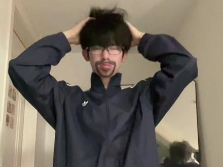 早说后面有腹肌啊#芮豆变装 #嘉桐摇 #浅跳一下