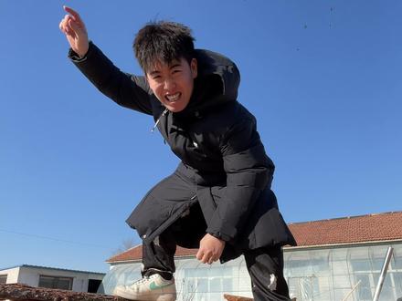 搁家呆不下去了怎么吃,杨师傅回市里玩出新高度 #瓜子二手车#美食 #真实还原 #吃喝玩乐 #怎么吃