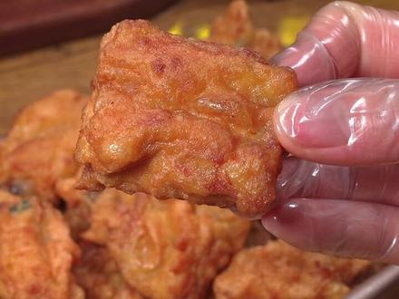 买回来的排骨不知道怎么吃,你就像我这样做成蒜香炸排骨,味道绝对惊艳到你!#蒜香排骨 #炸排骨 #美食教程