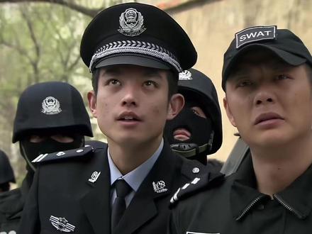 经典重温 #我是特种兵强子 恶狼草原狼 #孤狼b组 #026后勤仓库 #小庄之后再无特种兵 #军旅剧抖音二创激励计划