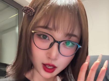 露思助农直播大家都准备买点啥啊!!求安利~
#赵露思 #可露丽 #赵露思直播 #赵露思助农 #助农