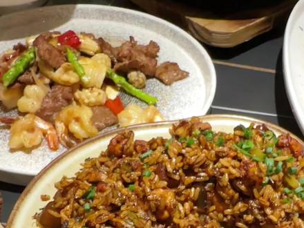 杭州适合聚会的美味餐厅又➕1! 🤤
#美食分享 #探店vlog #杭州美食 #炒饭 #晚饭吃什么