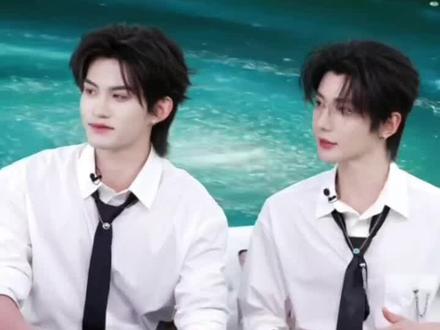 深扒一些小细节 内容为个人理解,欢迎大家讨论
#云熠 #卡姿兰 #肖肖主持人 #云旗 #郝熠然