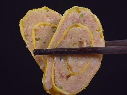 去年的卷卷还没学会的朋友,今天我在教你们一次,放凉了切更好看哦#健康美食自己做 #抖音美食创作人