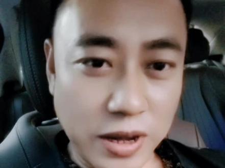 奔驰E350el大灯如何使用?给我二分钟我教你!#奔驰E350el #大灯 #使用 #教程 #带你懂车