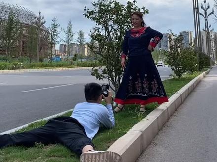 我从小热爱摄影,甚至花费50万学习,但是我妈却不支持我,怎么办?我还要坚持下去吗?