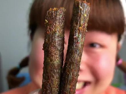 死神辣条测评#美食 #零食 #辣条 #零食推荐 #美食推荐 #网红零食