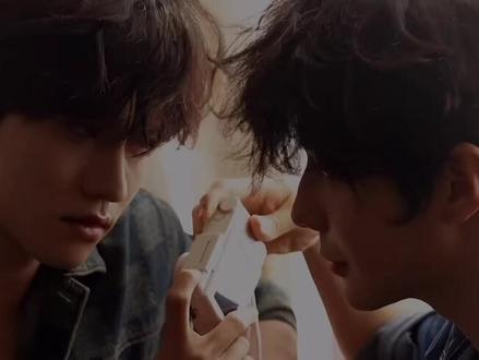 宝宝们pick哪一套!!
#云旗 #郝熠燃 #云熠 #绝配 #情侣拍照姿势