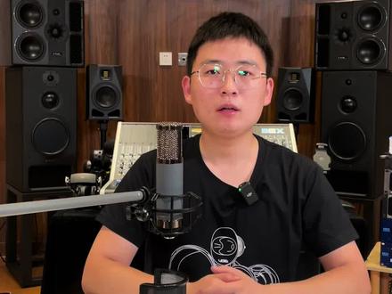 德律风根电子管话筒的使用与维护
#德律风根 #电子管话筒 #话筒保养 #德律风根TF51