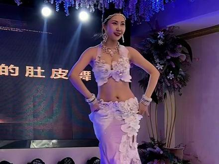 大型社死现场,谁能懂我在台上的心情@快乐男孩 #演出现场 #露仔与旭峰的日常