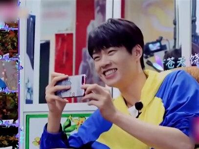 盘点明星正骨名场面,王一博吓的眼皮狂抖,杨迪范丞丞痛到变形!