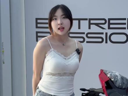 报告BB,26款张雪500RR杀疯了! #张雪机车 #张雪 #张雪500RR #张雪26款500RR