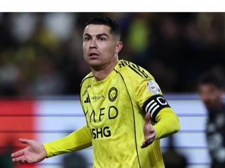 日薪50万英镑!英媒曝C罗或今夏离队转投美职联,解约金仅5000万欧元。#实况足球手游 #易球成名计划 #实况足球online #C罗 #足球