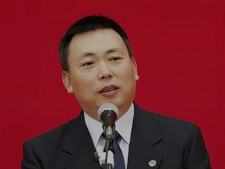 段永平:炒股票的人会很危险 AI时代炒不过梁文锋