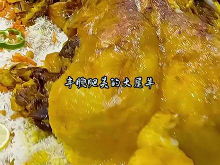 再高大的骆驼,在迪拜那也是食材,白花花的驼峰看他们怎么吃的 #骆驼 #迪拜 #驼峰肉 #美食 #宰杀