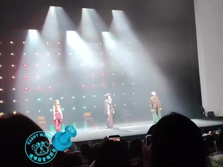 王俊凯主演话剧《趁世界还年轻》2025.12.9首场 谢幕存档#王俊凯 #话剧 #趁世界还年青 #王俊凯让人心动的n个瞬间 #表演