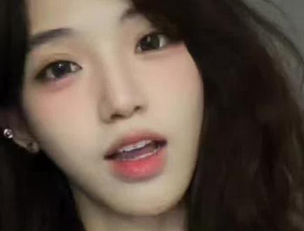 老九纯纯调戏,双方都是高段位,但很明显老九更胜一筹
爱播@偷心九月天
#偷心九月天 #直播录屏分享