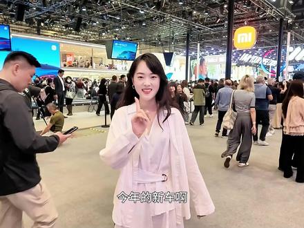 轿跑,别再只看零百了! 后排能不能坐人才是关键!20-30 万纯电轿跑二排横评,帅的同时,谁真的能家用?#新能源汽车 #小鹏P7 #尚界Z7 #小米SU7 #极氪007