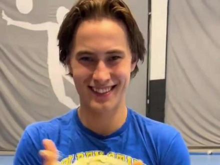 手球运动的"黏人"秘密 #手球