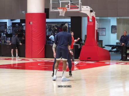 球场大脑丨重磅交易!哈登加盟骑士联手米切尔! 他这次能圆总冠军梦吗?#哈登 #米切尔 #莱昂纳德 #骑士