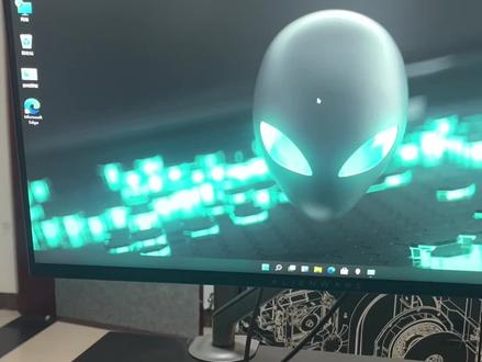你的高刷显示器不会还是默认60hz吧,赶紧看看改一下!提高帧率,画面效果!#外星人显示器