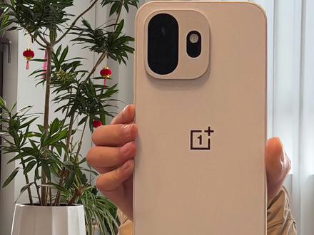 一加 15T:「小」屏体验,超「大」玩法。#一加15T