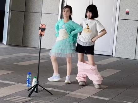 有想看我们第一视角的吗? #钱玥铭#童模小小柔#第三视角#真实生活分享计划
