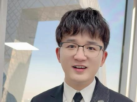 为什么冬至大如年 你知道吗,一年中转运最好的日子终于要来了,你只要能撑过这一天,你所有不如意的事情都将结束,美好的事情会一波接着一波,我们将在12月21日迎来冬至节气。冬至大如年,人间小团圆,不管吃饺子、汤圆还是火锅,所有的丰收都在这一天庆贺。极致的苦难,孕育出极致的希望,逆境达到了极致的时候,顺境就要来了。#冬至节气 #非遗 #治愈 #抖音知识年终大赏 #古人冬至过节图鉴