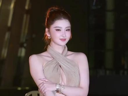 陈蕾娜 #好身材好气质 #气场全开 #大长腿 #一眼沦陷