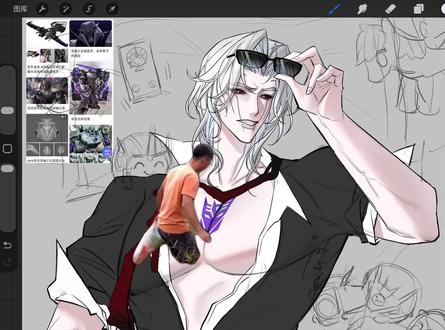 打算给自己画个新抱枕 注意避雷,画一半脑子抽了剪的#变形金刚拟人#画渣日常摸鱼 #威震天