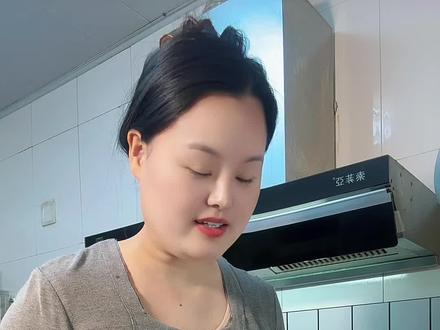 #自制酸奶 保姆级 的详细教法,方便还好吃,不爱喝纯牛奶,可以把家里的牛奶利用起来,做好放冰箱冷藏更浓稠,口感更醇厚,更好喝,自从入了这个菌条,家里酸奶没断过#我的带娃闯关日记 #记录真实生活 #这就是生活本来的样子