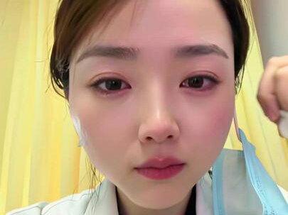 医生也是普通人,也会委屈,也会心寒。我们可以承受身体的累,但不该被当成情绪的出气筒。如果连基本的尊重都换不来,那这身衣服穿得再久,心也是凉的。#医生 #学医 #医患关系 #医患故事 #医生的无奈