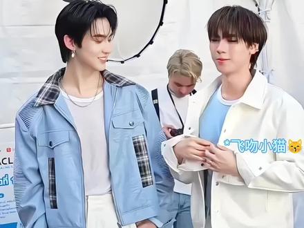 尤金你快说暗恋啪叽多久了!
#ryujinpatji#CP#安利#dmd#他泰