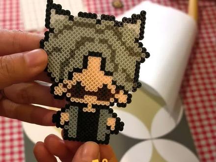 #老薛 #拼豆 #薛之谦 沉侵式拼豆之薛之谦#解压 @我要上热门 还想看我拼谁,可以打在评论区哦😁