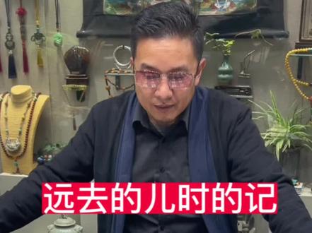 远去的儿时记忆今又现,八十年代绝版小人书,三国演义全套48册,今天终于集齐成套。#传承文化 #怀旧 #童年回忆 #收藏品 #小人书连环画