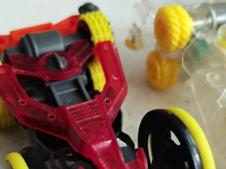 奔跑吧‼️我的四驱车们🥳
#永远玩不够的童年小玩具 #有男生会拒绝这个玩具吗 #男孩玩具 #拼装模型 #动手动脑