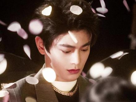 丁禹兮付出型人格这句话的含金量还在上升! #丁禹兮 #鞠婧祎 #星光大赏 #孟子义 #暖心