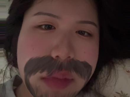 看了这个电影突然觉得现社会的大家都很浮躁 这部电影真的完美的诠释了什么是细水长流的爱情 讣(fu)告#给阿嬷的情书