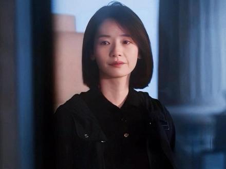 小树一定要做回自己,做回自己喜欢的样子
#刘雅瑟 #隐身的名字 #柏庶