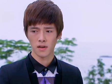 何小歉承包了所有的笑点