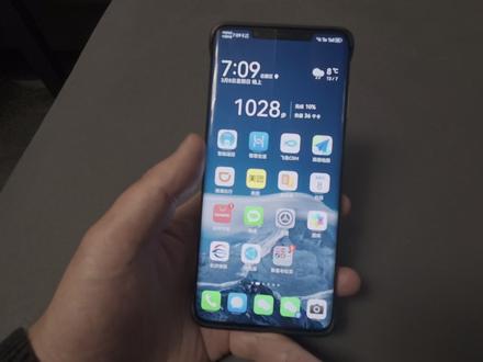 剪映新功能平面跟踪创意玩法 终于有了平面跟踪,影视飓风运镜再也不会搓到鼠标冒烟了,不会AE也能做这种效果,最后告诉你怎么开通功能。#一个达不溜 #剪辑教程 #剪映平面跟踪 #剪映 #抖音精选