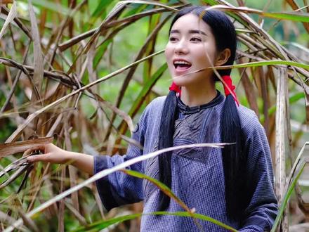 只有我们湘西喝泉水要打草标吗?喝泉水#仪式感不能少 #苗家竹笋酸菜汤#生活 #还原苗族生活本色