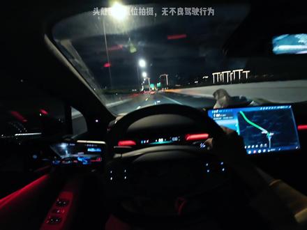 喂喂喂何小鹏,我能把P7+退了,买GX吗? p7+还得6000块钱上20寸轮毂,他6000块钱22寸轮毂。。。#小鹏GX #小鹏汽车 #小鹏p7+ #新能源汽车 #dou是好车