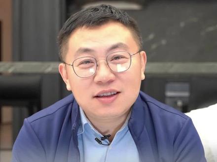 华为Mate60让你秒变翻译官! Mate60让我变成翻译官,看懂多门外语。#华为 #mate60 #手机