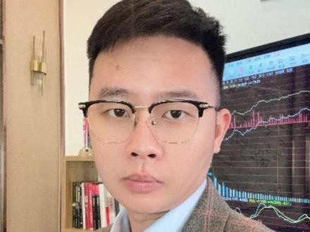 长鑫存储上市,8家A股公司分蛋糕 #热点 #长鑫储存 #A股 #投资 #经济